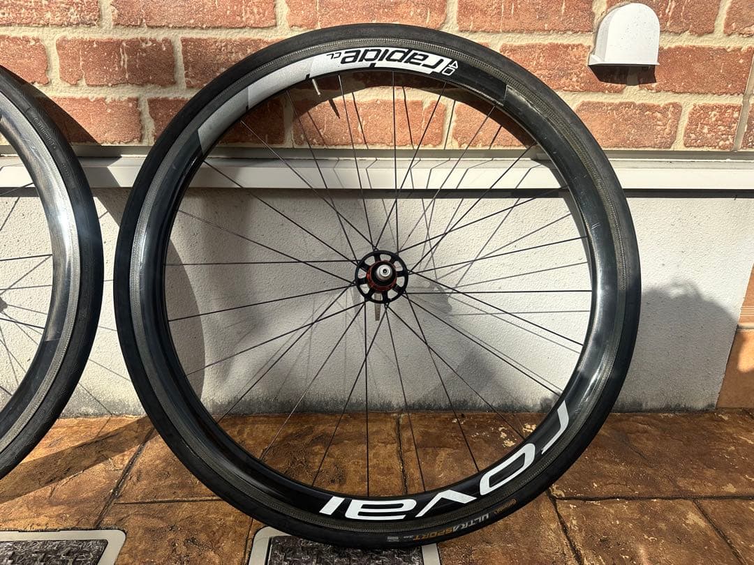 ロバール カーボンホイール ROVAL RAPIDE CL40