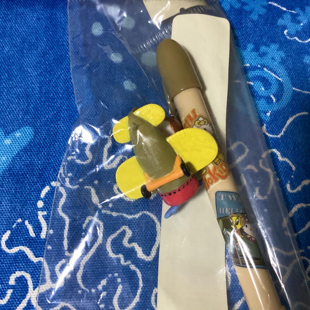 3432 トゥイーティー &ハローキティボールペン &ハンカチセット