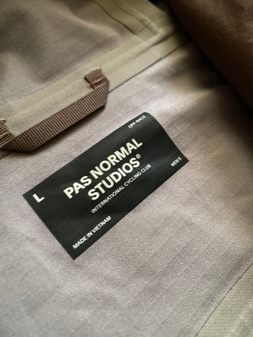 ウェア Pas Normal Studios Off-Race Shell Jacket