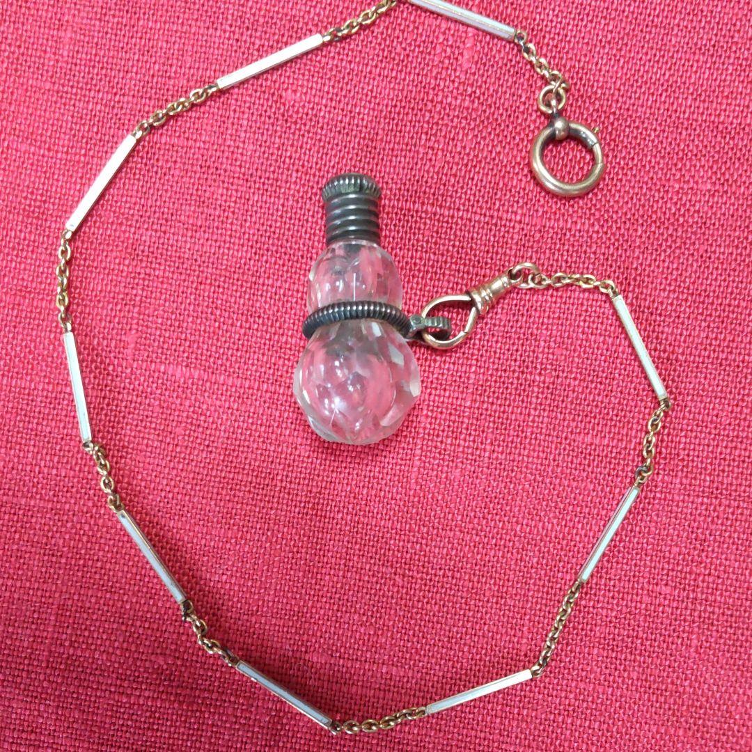江戸時代ギヤマン切子瓢箪型銀製金具根付け/K18チェーン。