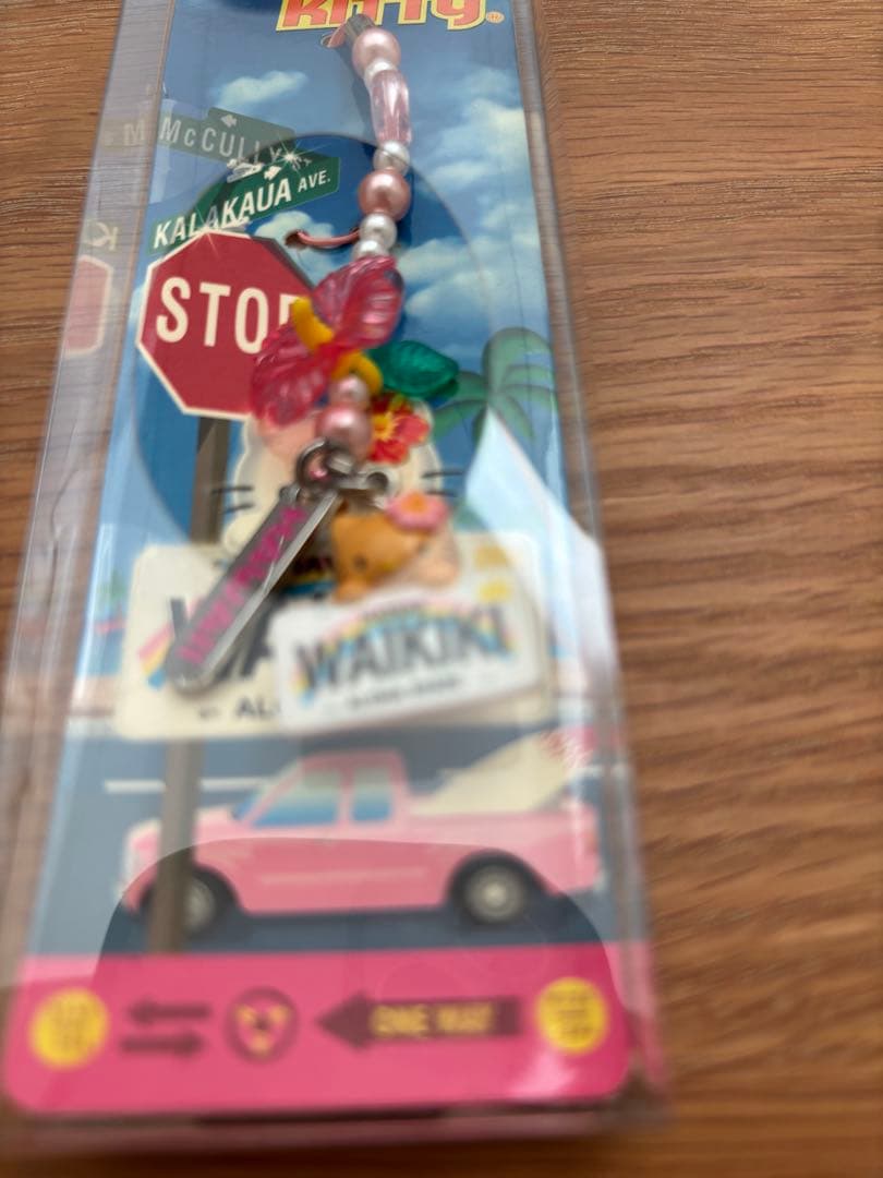 ハローキティ　ご当地ストラップ　ハワイ　ワイキキ
