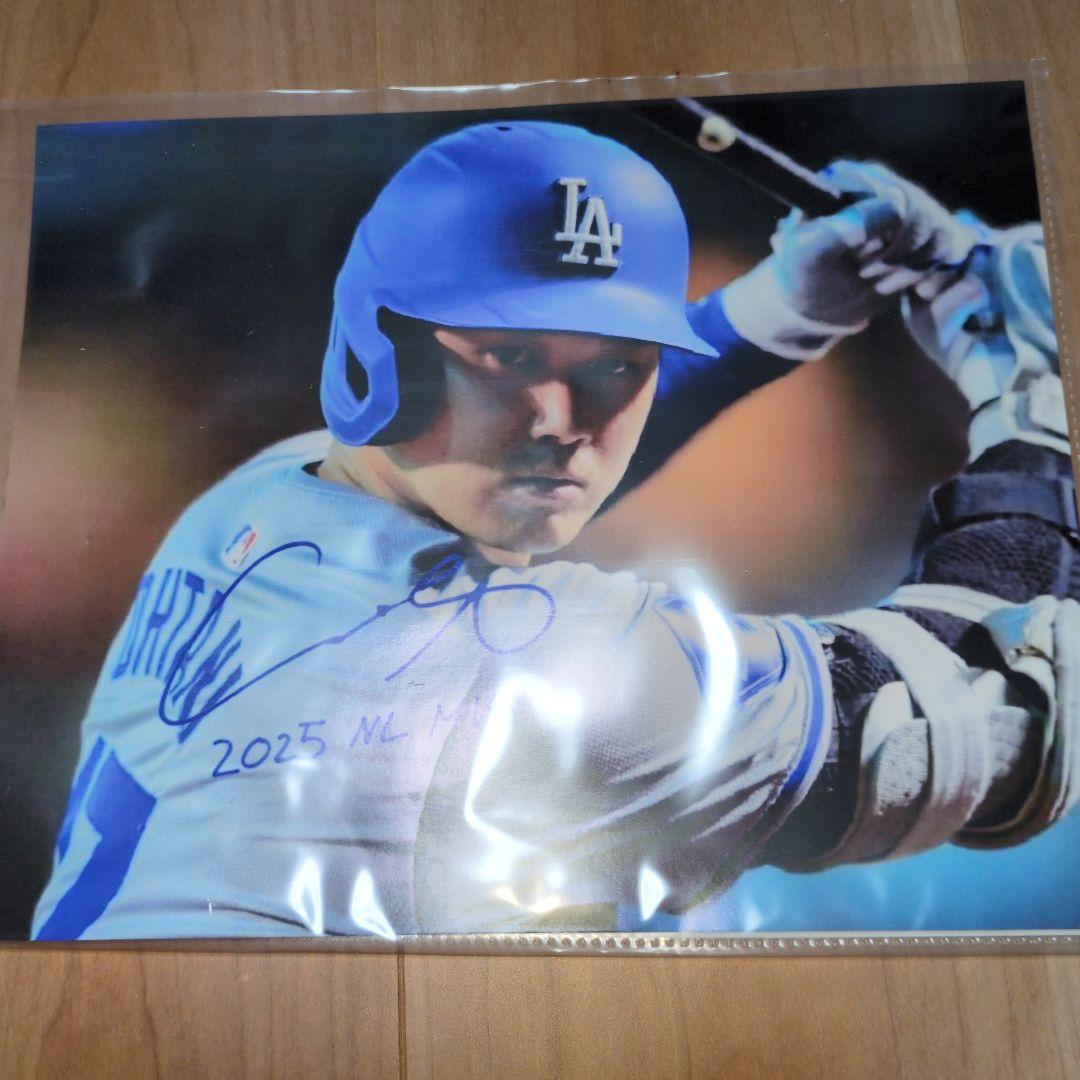 大谷翔平　直筆サイン入り　ドジャース専属カメラマン　撮影　1品物