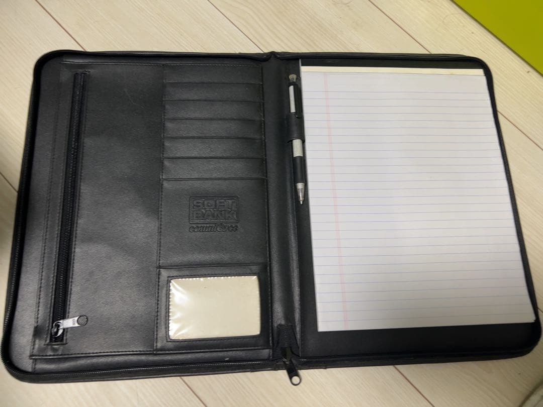 Adobe アドビ　本革 レポートパッド ホルダー ・Ａ４サイズ（ブラック）
