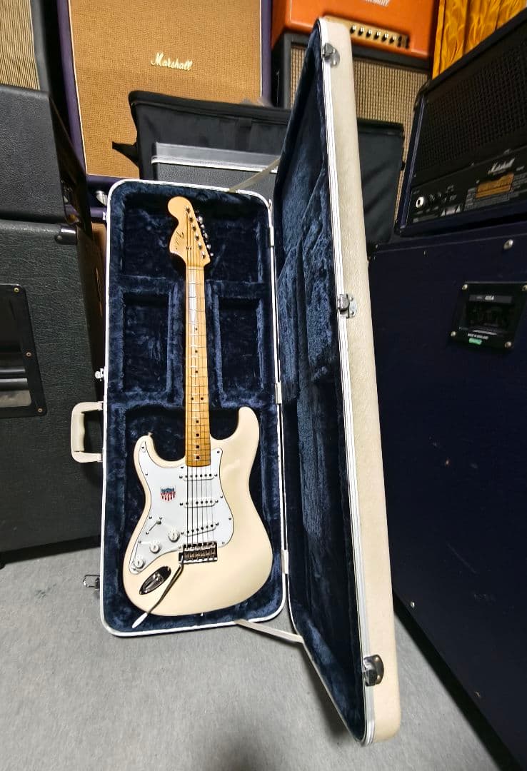 yoshimilovinsonさま専用　　Fender ST68 JH