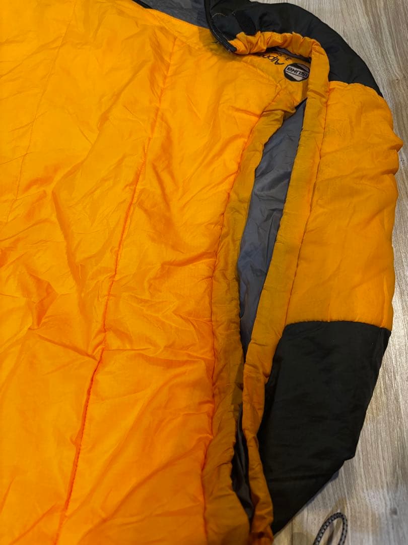 ISUKA イスカ アルファライト 500X 3season シュラフ 寝袋