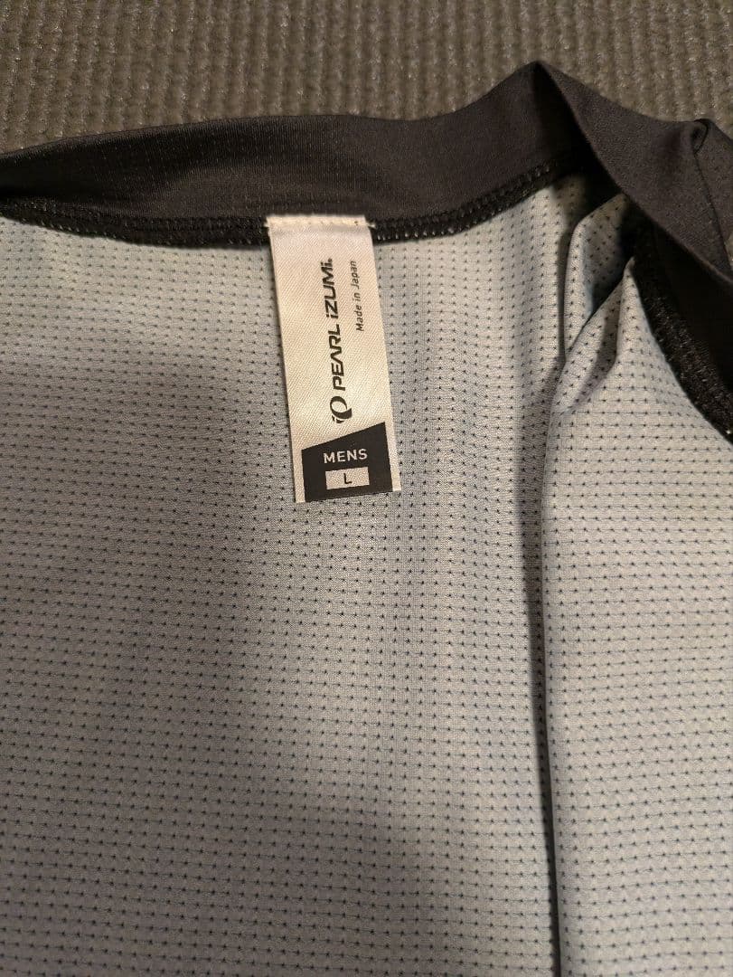 パールイズミ　イグナイト ジャージLサイズ