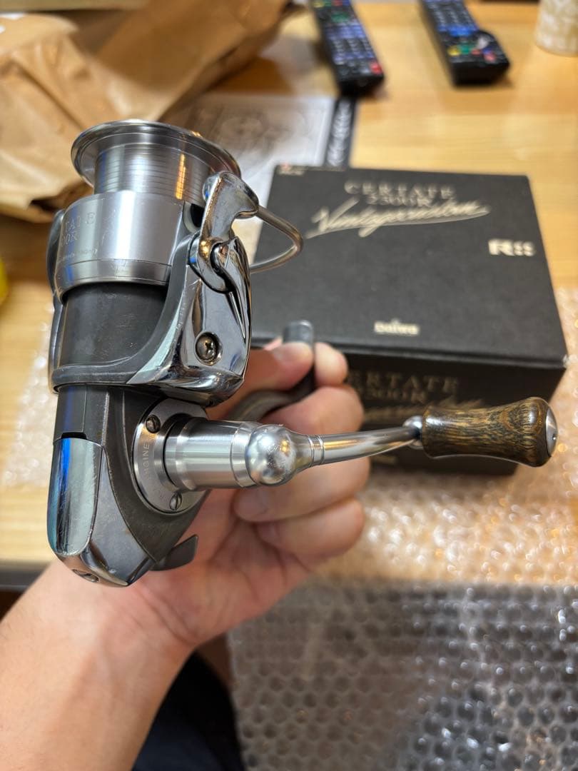 ‼️激レア‼️Daiwa Certate 2500R スピニングリール