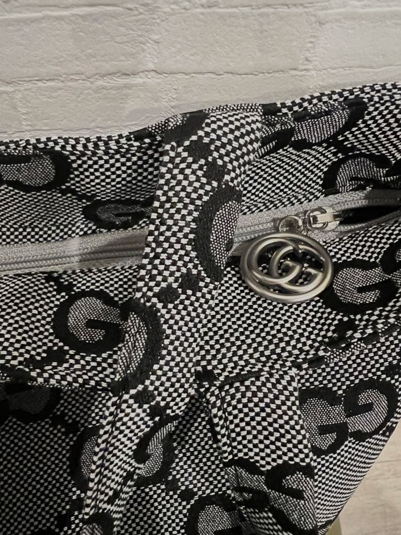 GUCCIロゴキャンバストートバッグ ノベルティー