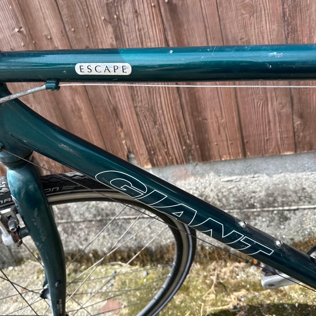 ジャンク品GIANTESCAPE緑色ロードバイク愛知県限定空気入れヘルメット付き