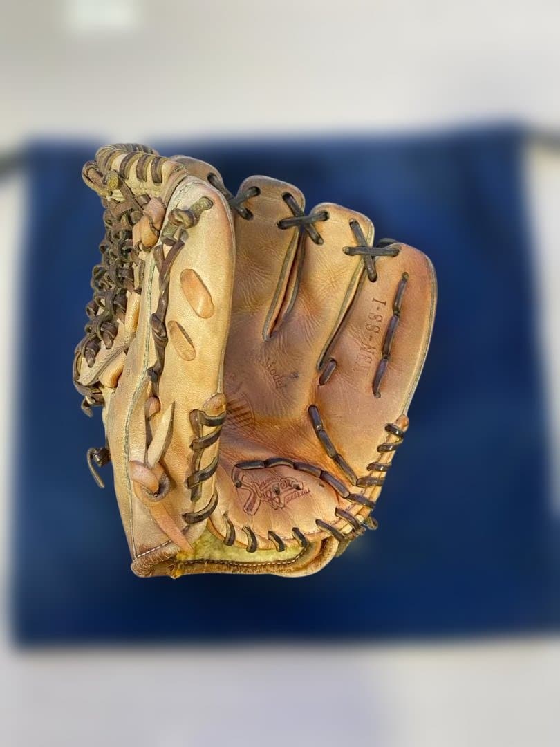 Slugger AGGRESSIVE BASEBALL 軟式グローブ 内野手