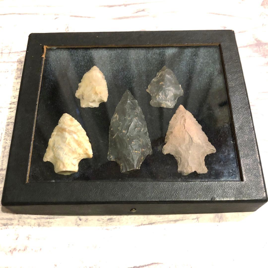 本物 ネイティブアメリカン　北米インディアン 石器 矢じり 出土品