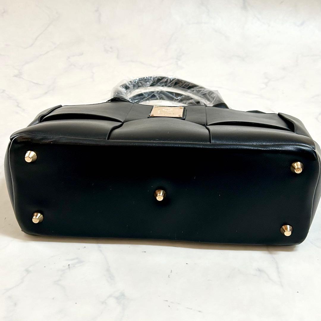 新品✨V12 BV イントレチャートスタイル エコレザー カートバッグ 黒