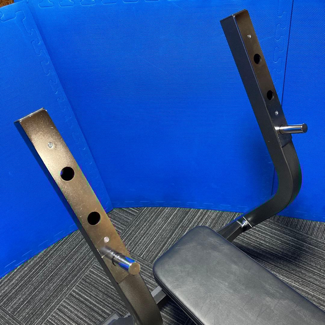 ベンチ台。 ファイティングロード