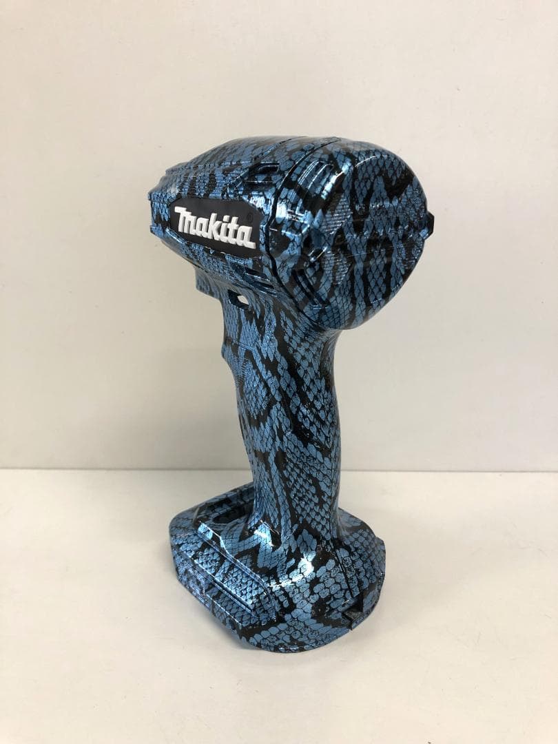 マキタ　インパクトドライバー　TD172　カスタム外装　ライトブルー・スネーク柄