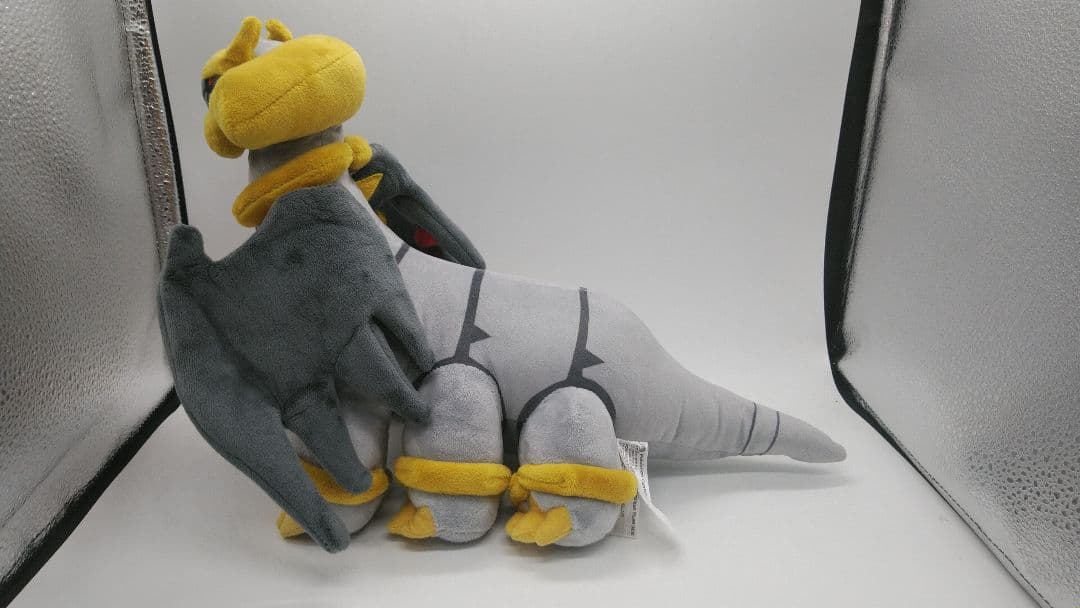 ポケモン　ぬいぐるみ　ギラティナ　ポケモンセンター