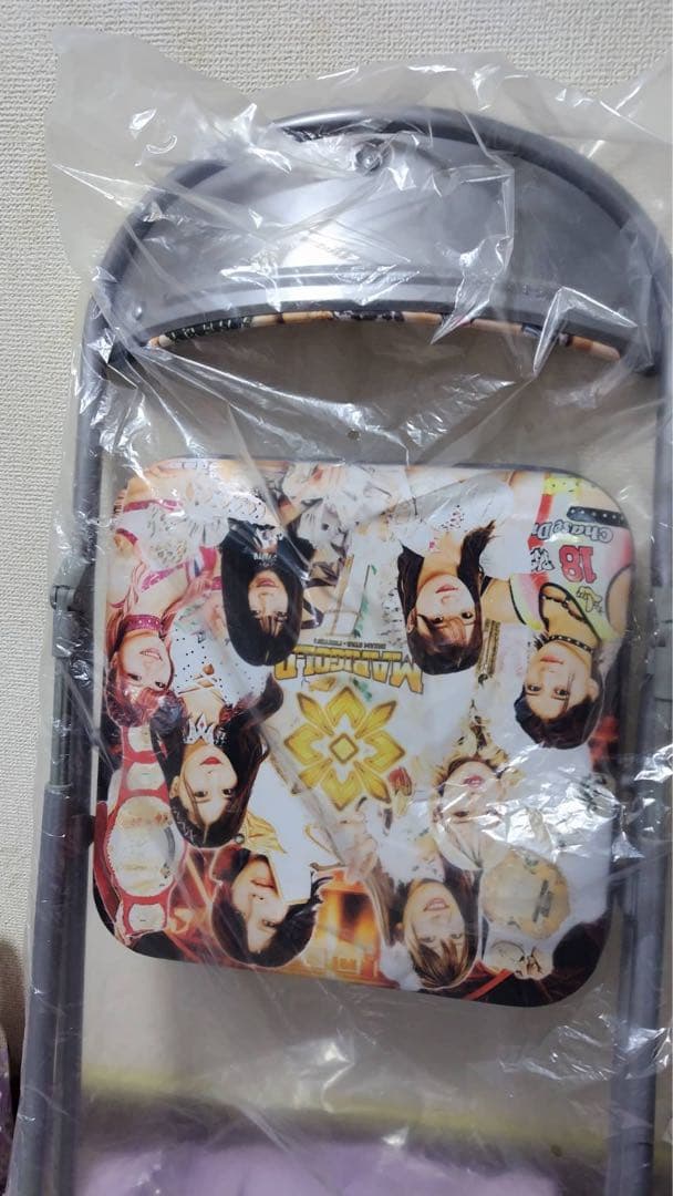 岩谷麻優 イヨ・スカイ マリーゴールド WWE ロイヤルシート特典 パイプ椅子