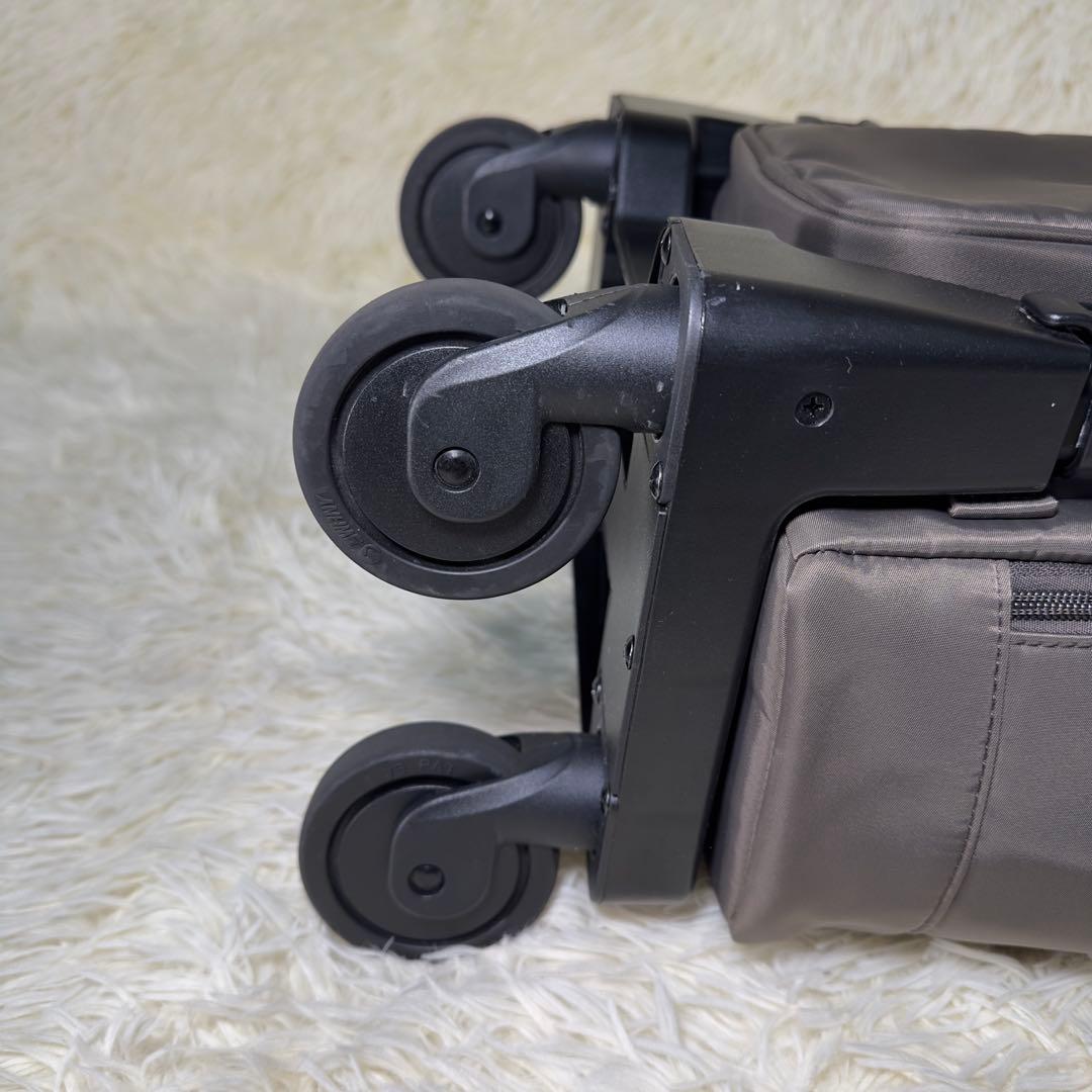 SWANYキャリーバック　スワニー