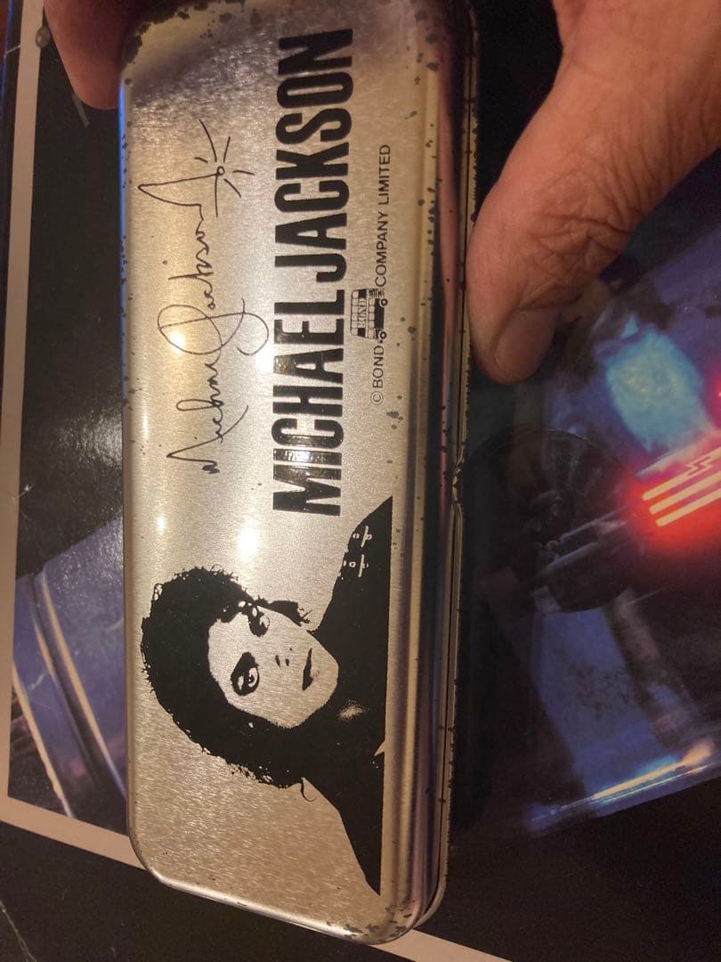マイケルジャクソン　缶ペンケース