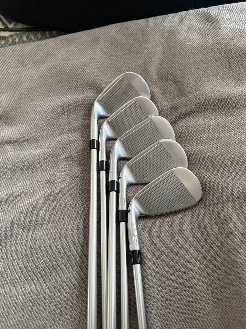 TaylorMade Qi ウィメンズ　アイアンセット Lシャフト　5本