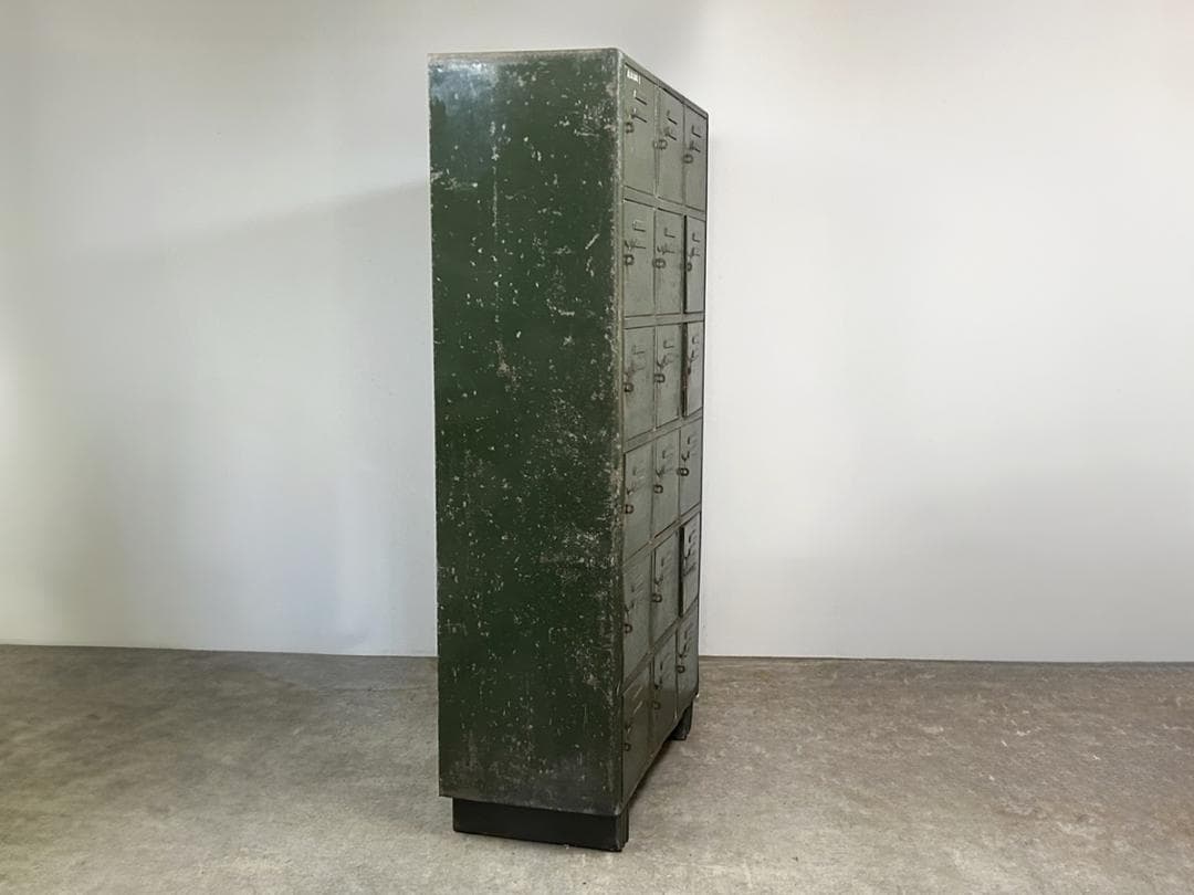 ARMY STYLE アイアンロッカー Antique Lockers