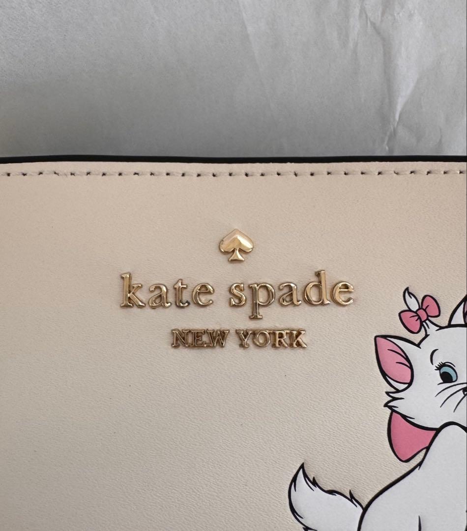 Disney × Kate spade New York パスポート ホルダー