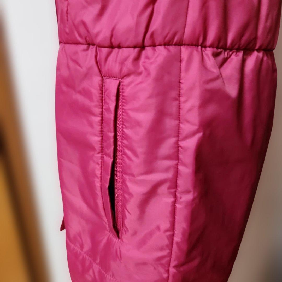 アルチビオの中綿、ファー付きピンクノースリーブベスト