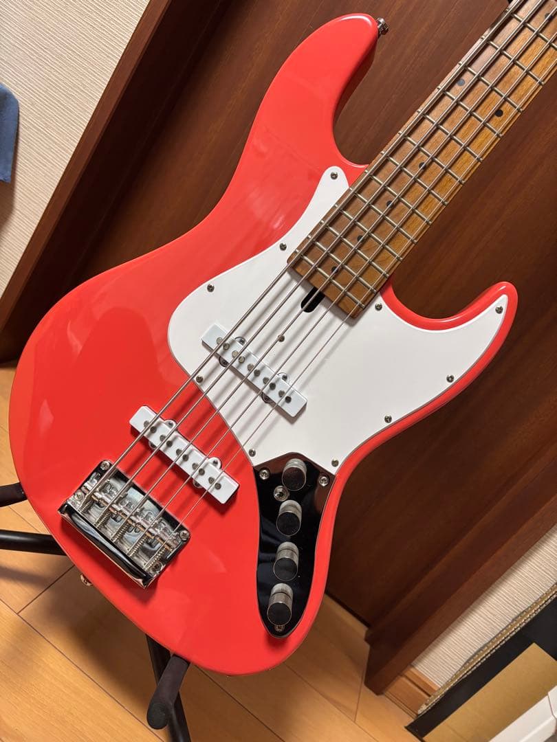 にしだにし　バッカス　WOODLINE 5弦ベース