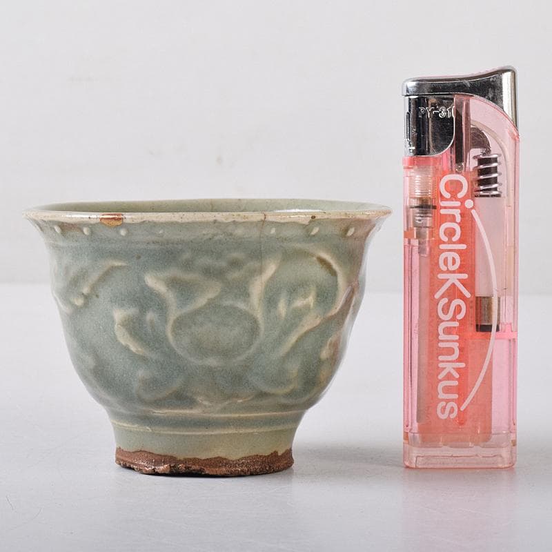 中国　青磁　花文　盃　時代箱付　M　R8208