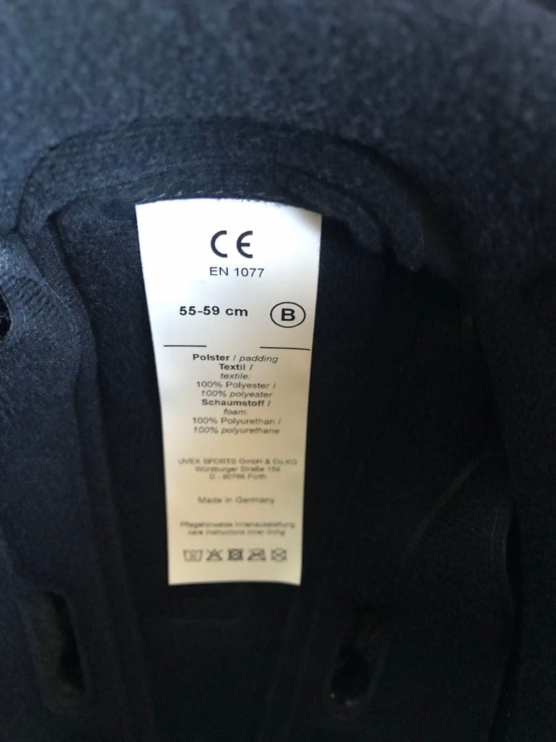 ウベックスuvexスキースノーボードヘルメット マットカラーダイヤル式サイズ調整