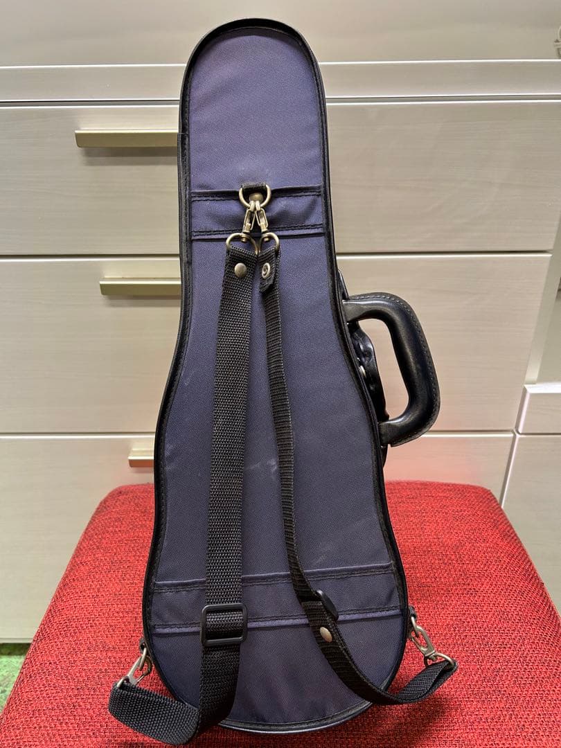 ＨＯＲＡ社　バイオリン　２０１１年　ルーマニア