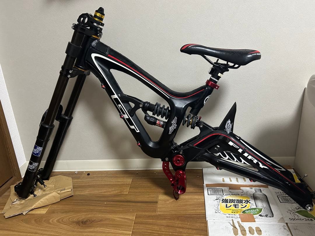 値下げ交渉可！2012 GT Fury クリキンヘッド付き