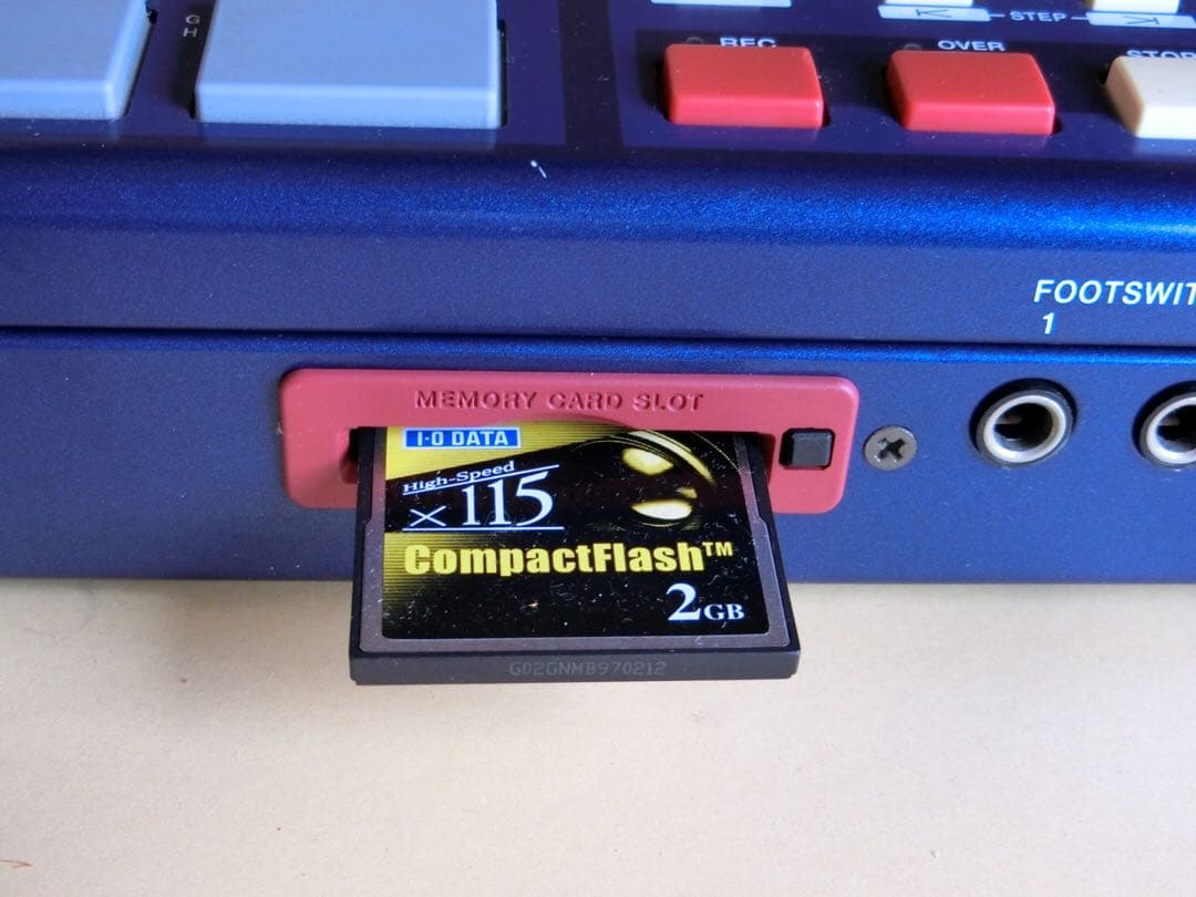 DJ機材 AKAI MPC1000