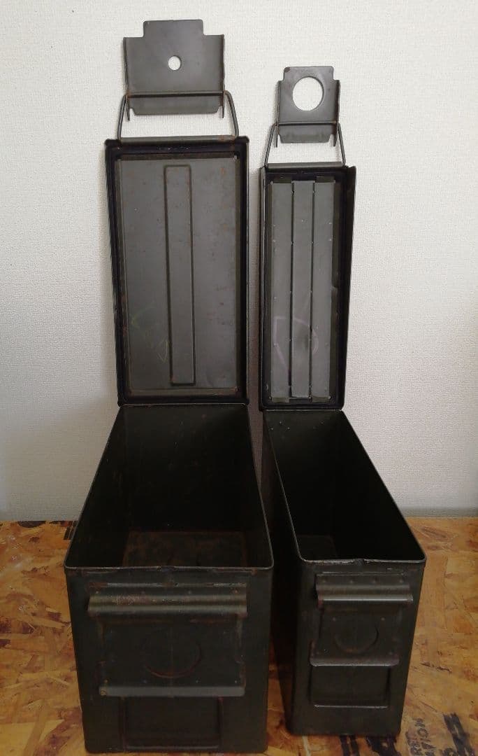 米軍放出品 アンモボックス 弾薬箱 大・小 2個セット　密閉缶　ツールボックス