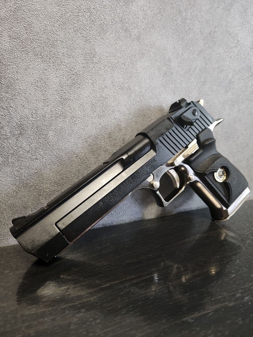 【最終値下げ】デザートイーグル50AEレオンカスタム 限定 バイオハザード