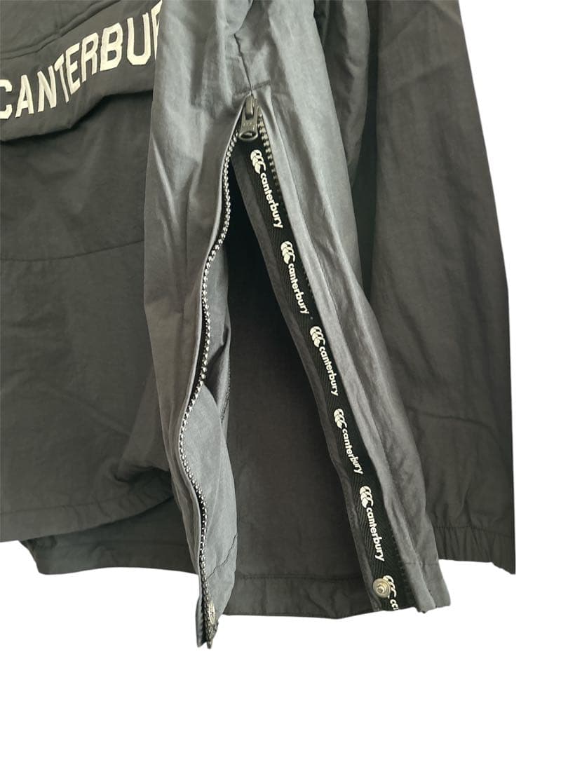 【新品】カンタベリー　アノラックフーディ パーカー アウター 新古品