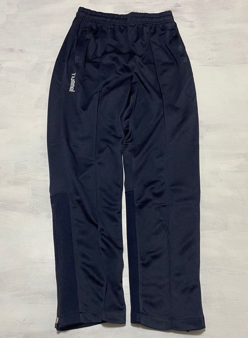 新品タグ付き hummel ジャージ　セットアップ　上下