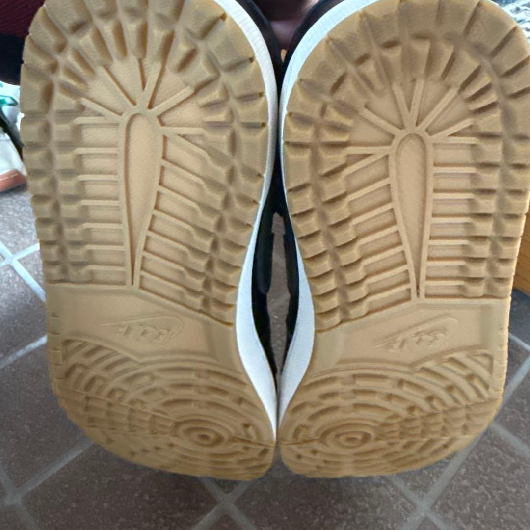 Nike Air Jordan 1LOWゴルフシューズ 黒