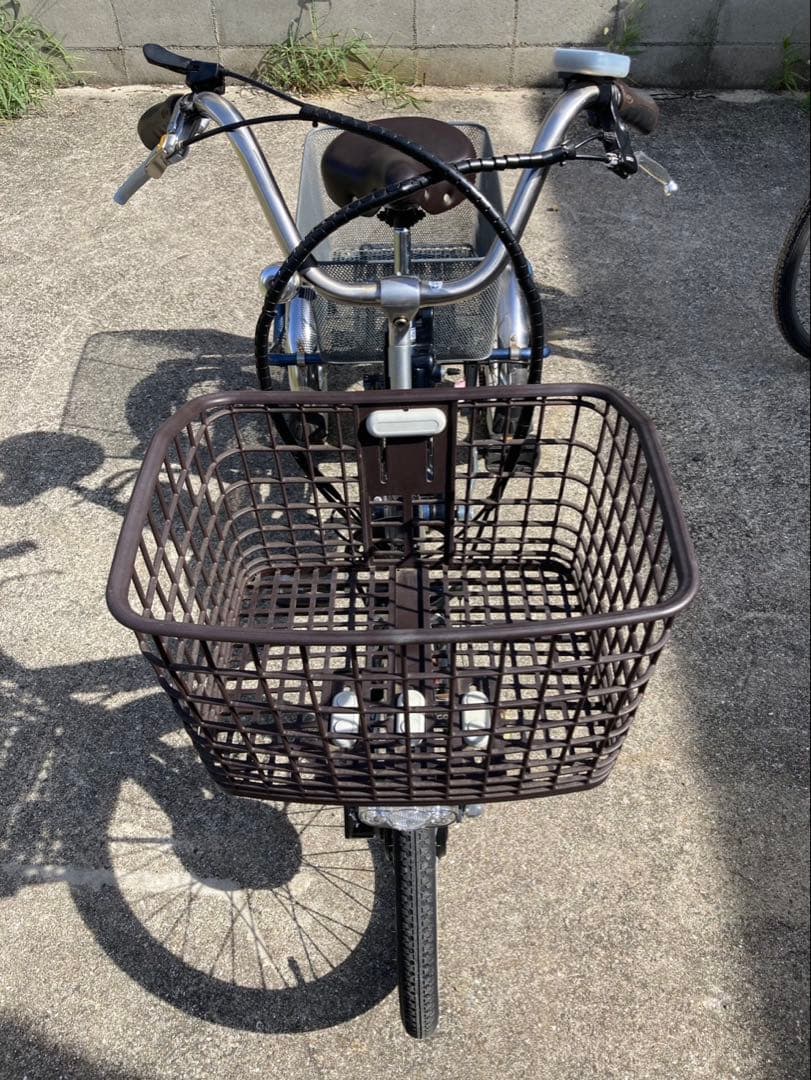 電動アシスト三輪車