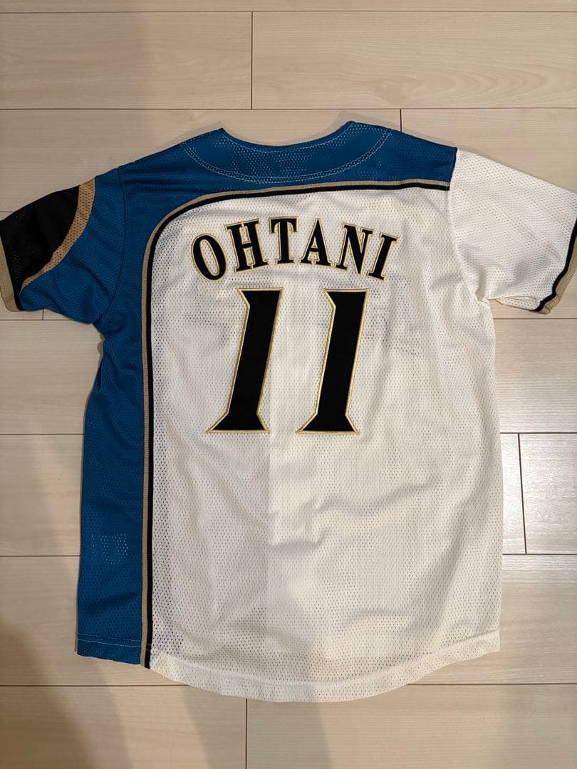 大谷翔平　日ハム　ユニフォーム