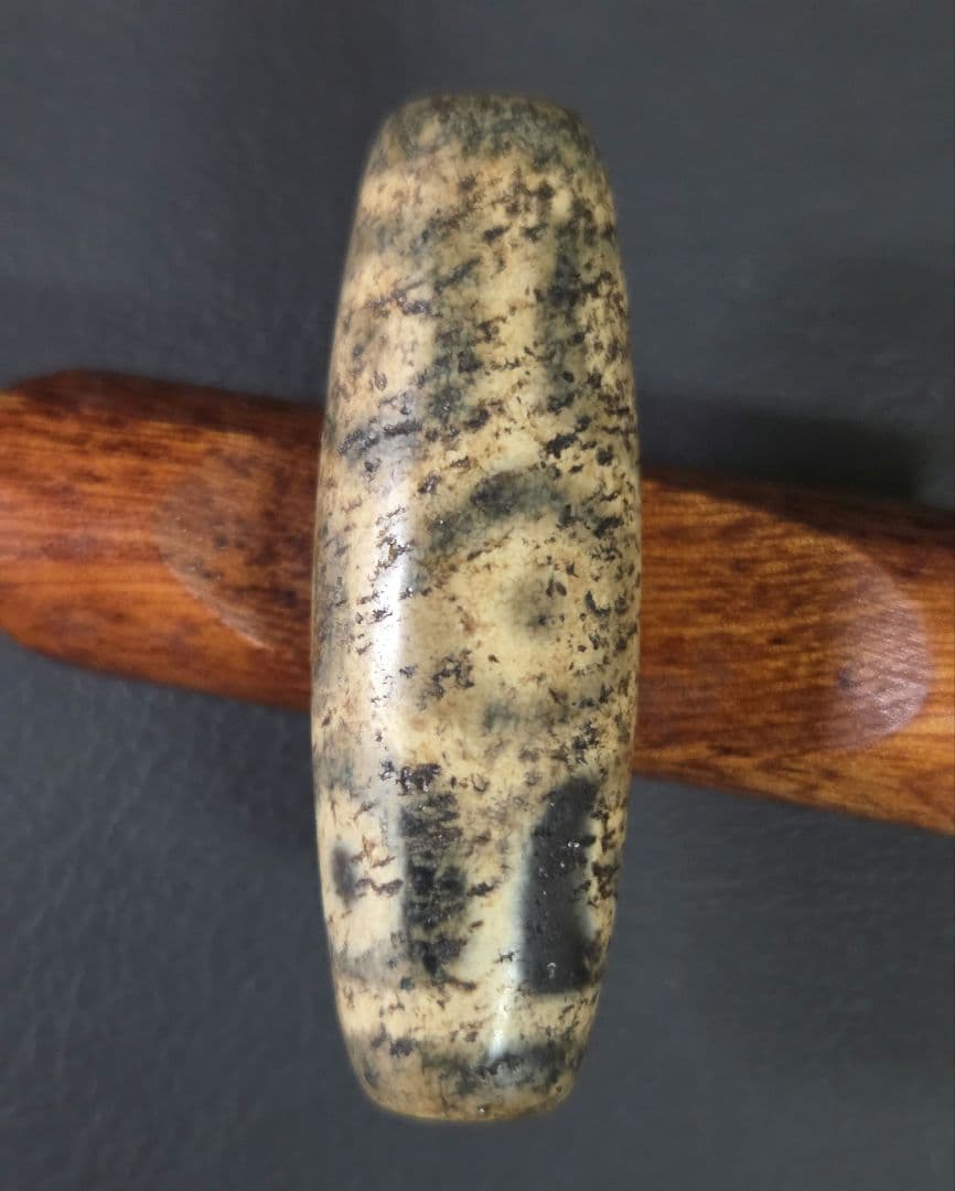 790　天珠　亀甲長壽九眼天珠　dzibeads　！