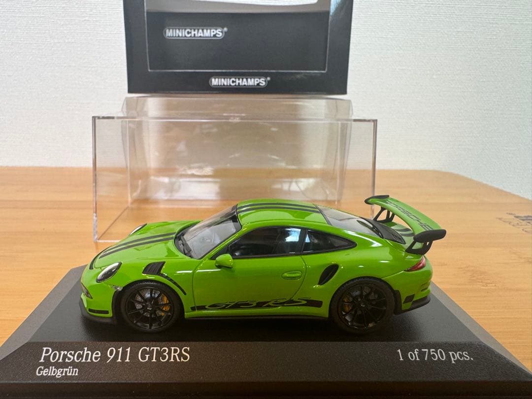 【MINICHAMPS】限定750台　Porsche 911 GT3RS