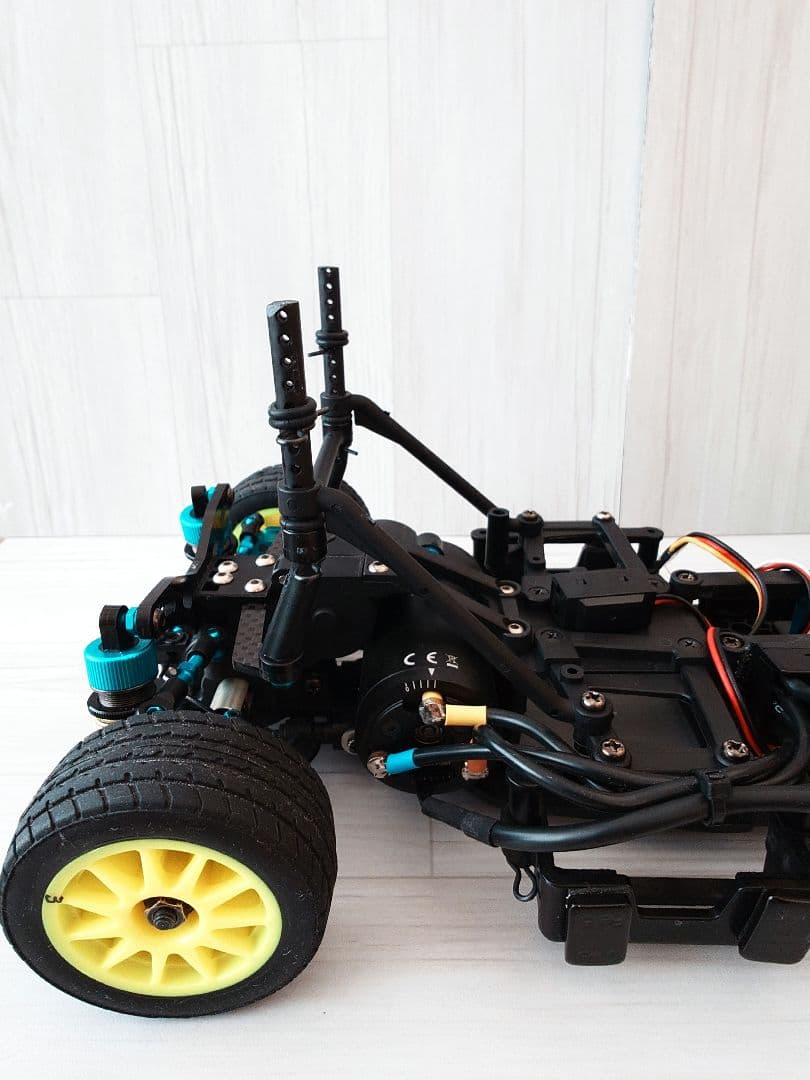 タミヤ1/10RC M-08 CONCEPT シャーシキット(中古)新品ボディ付