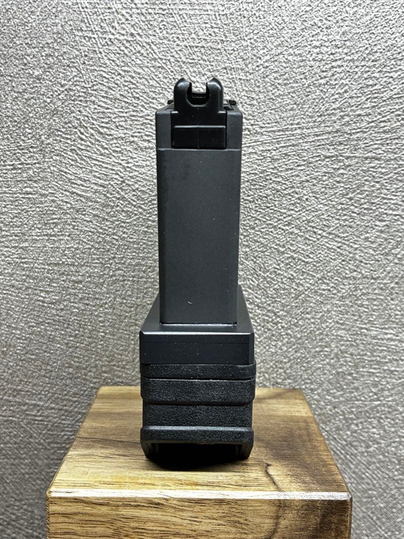 R7-20 東京マルイ GBB M4 マガジンアダプター 外部ソース仕様