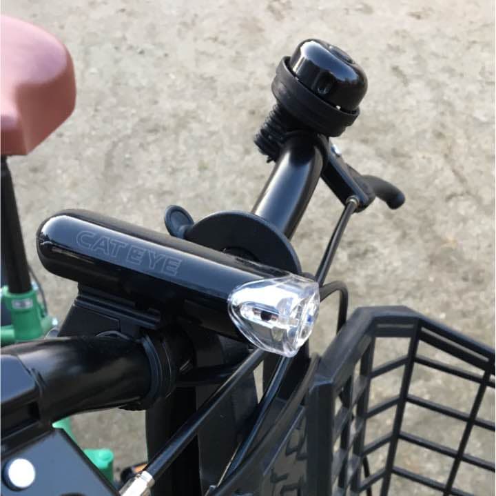 折りたたみ自転車 ギア6段階 ライト・カゴ付き チェーンロック付き