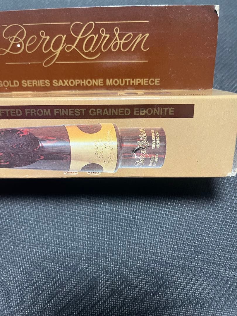 berg larsen マウスピース テナーサックス エボナイト 赤マーブル