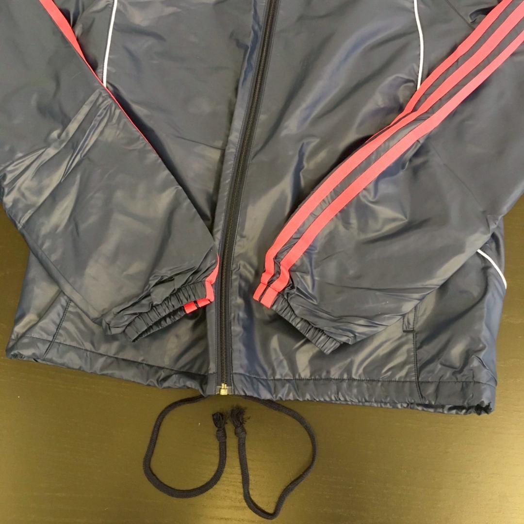 zG1022【M】adidas 刺繍ロゴ入り スポーツウェア ライン入り