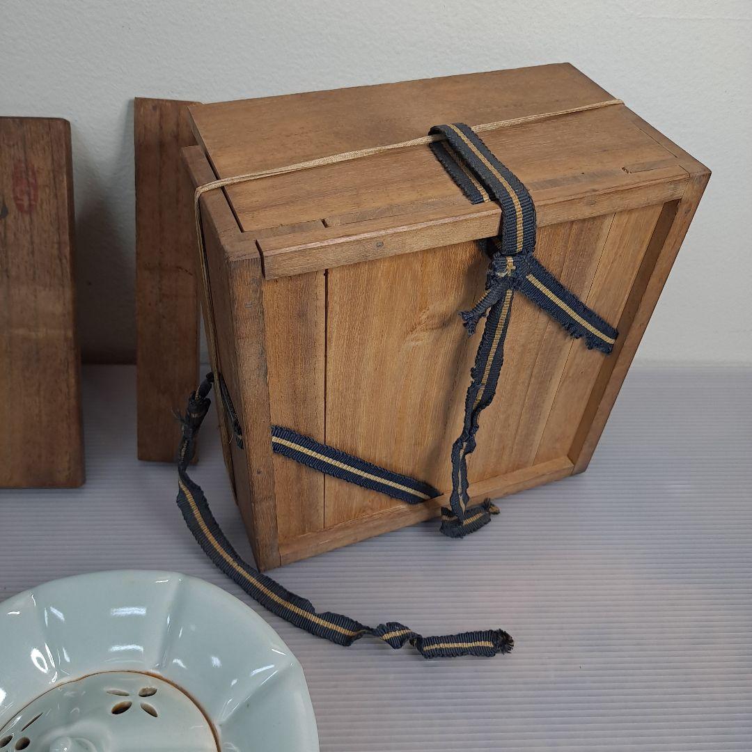 花型 香枦 骨董 白磁 青磁