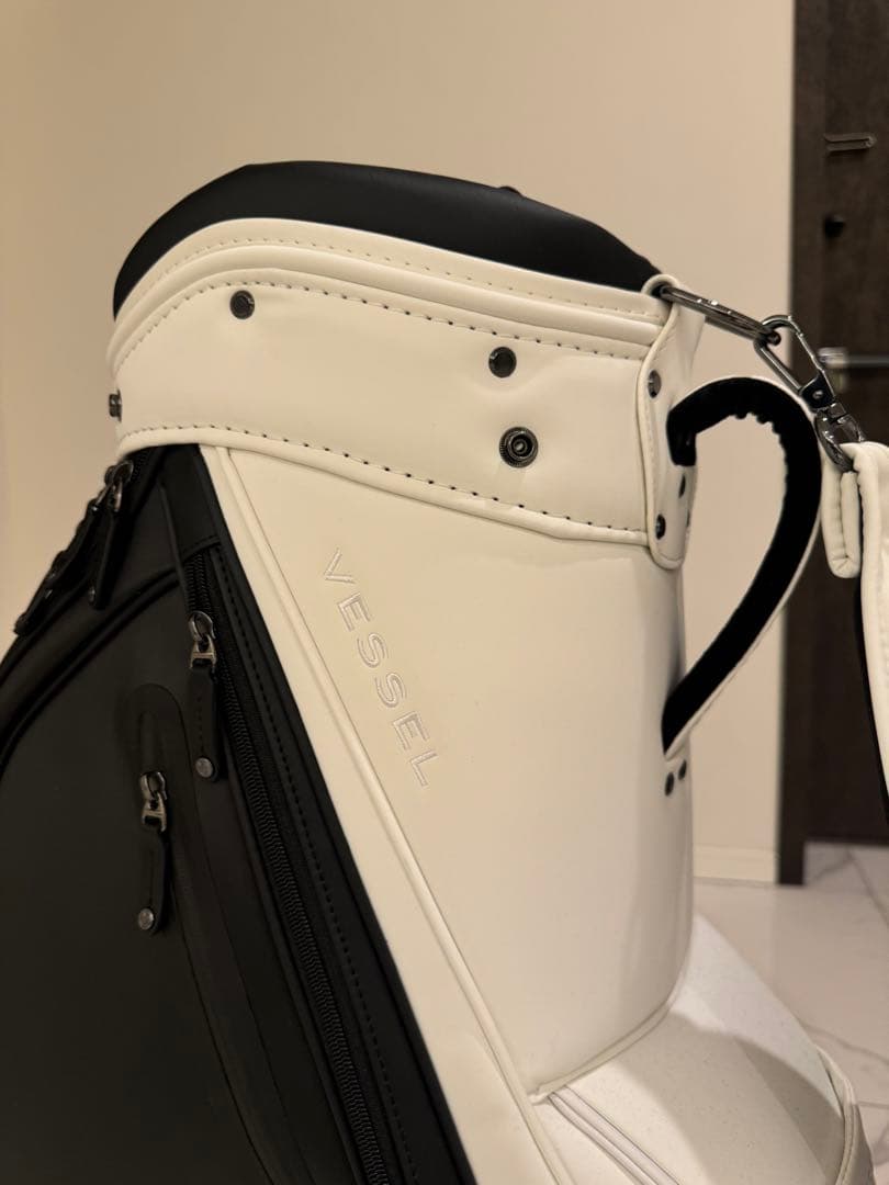 Vessel キャディバッグ ホワイト/ブラック