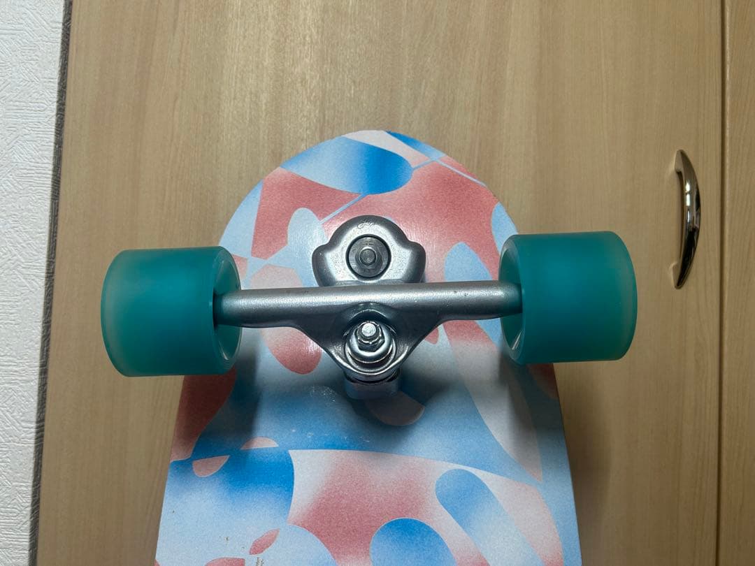 【美品】サーフスケートボード　YOW ムラサキスポーツ　サーフスケート