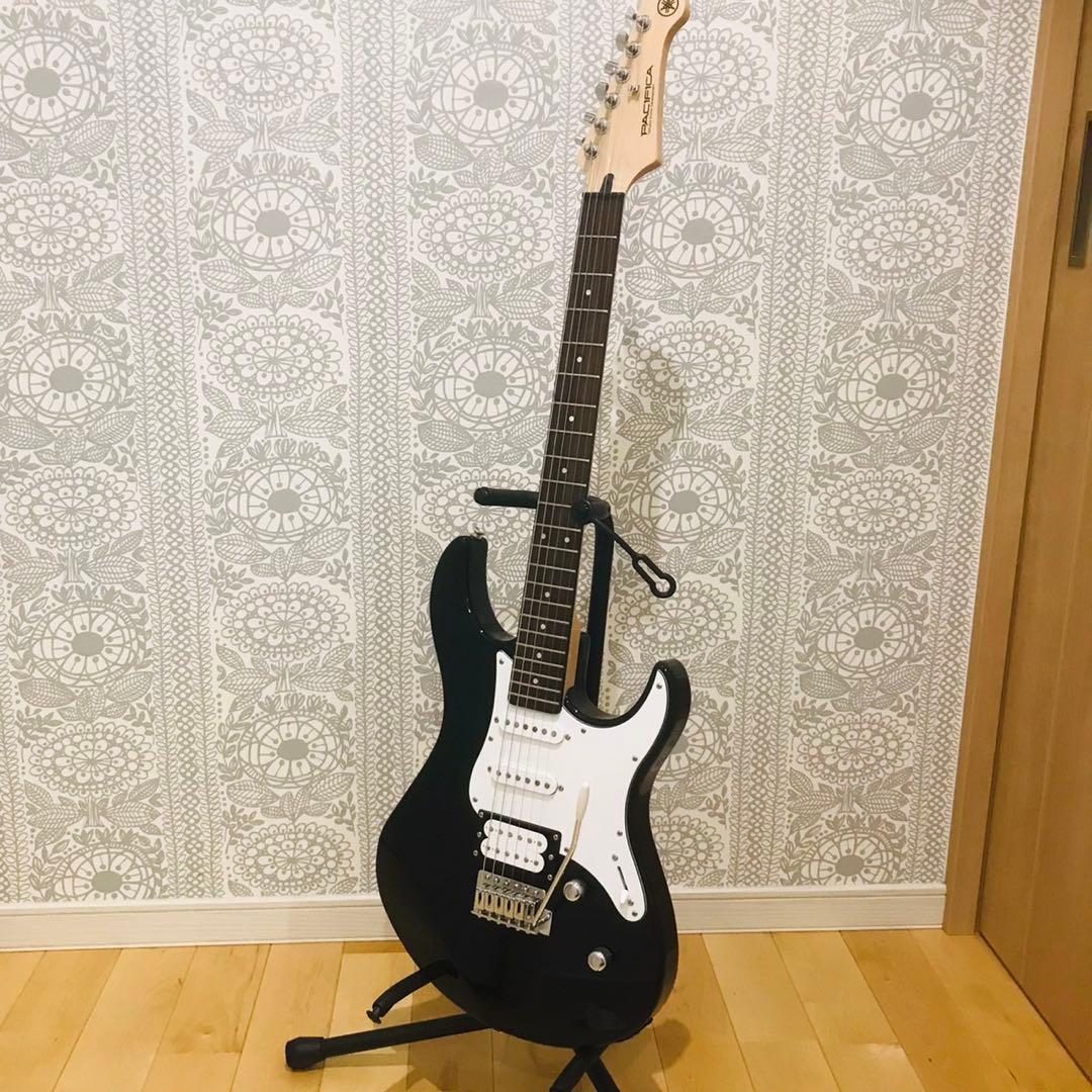 YAMAHA PACIFICA パシフィカ112V 黒　エレキギター